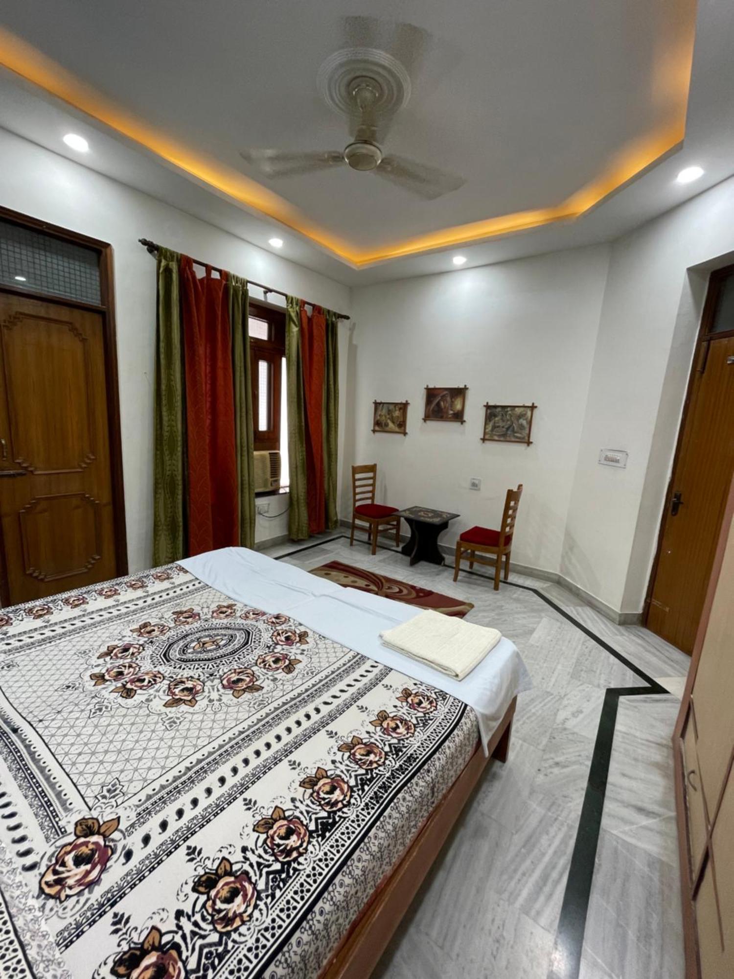 N Homestay Agra Tājganj Eksteriør bilde