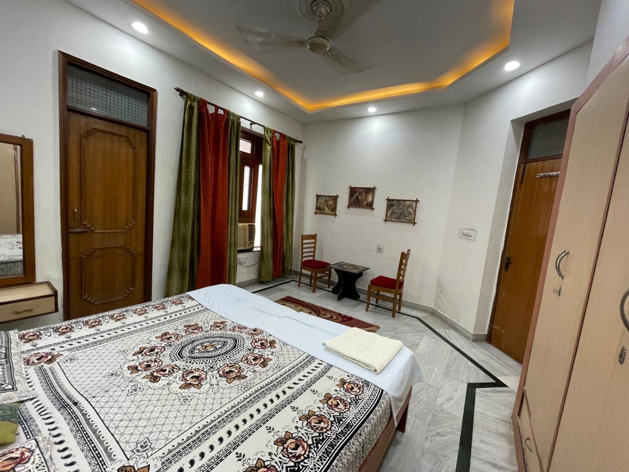 N Homestay Agra Tājganj Eksteriør bilde