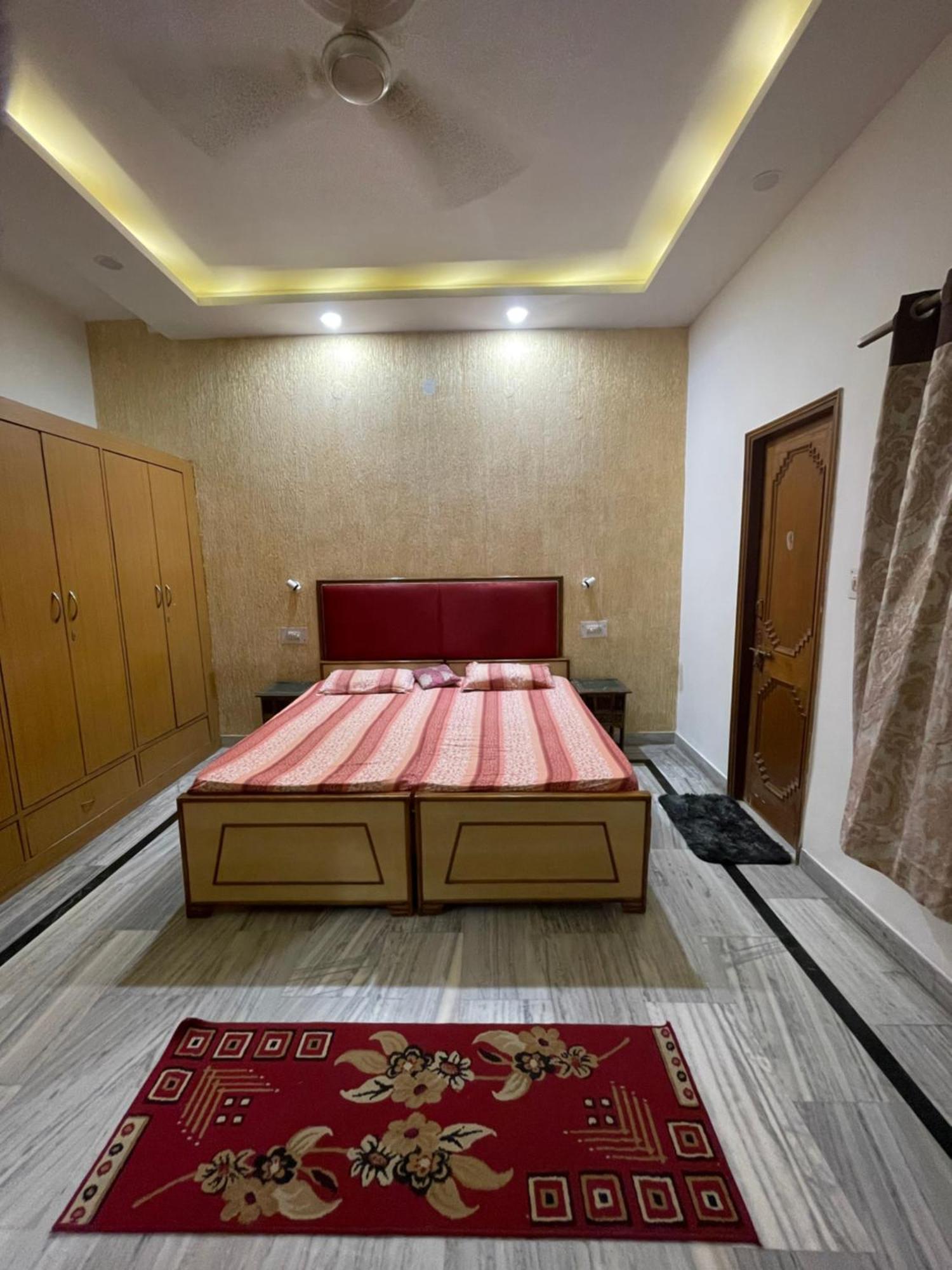 N Homestay Agra Tājganj Eksteriør bilde