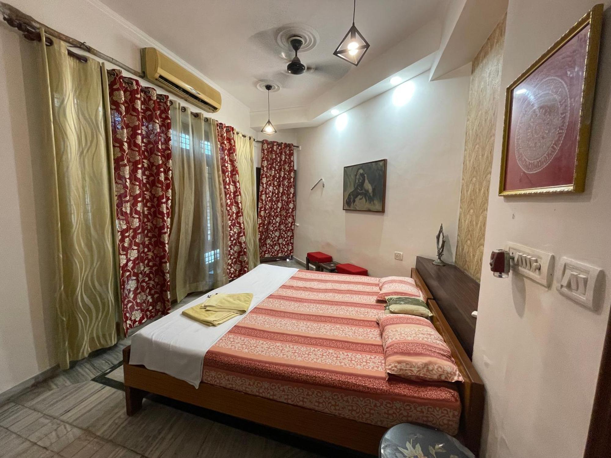 N Homestay Agra Tājganj Eksteriør bilde